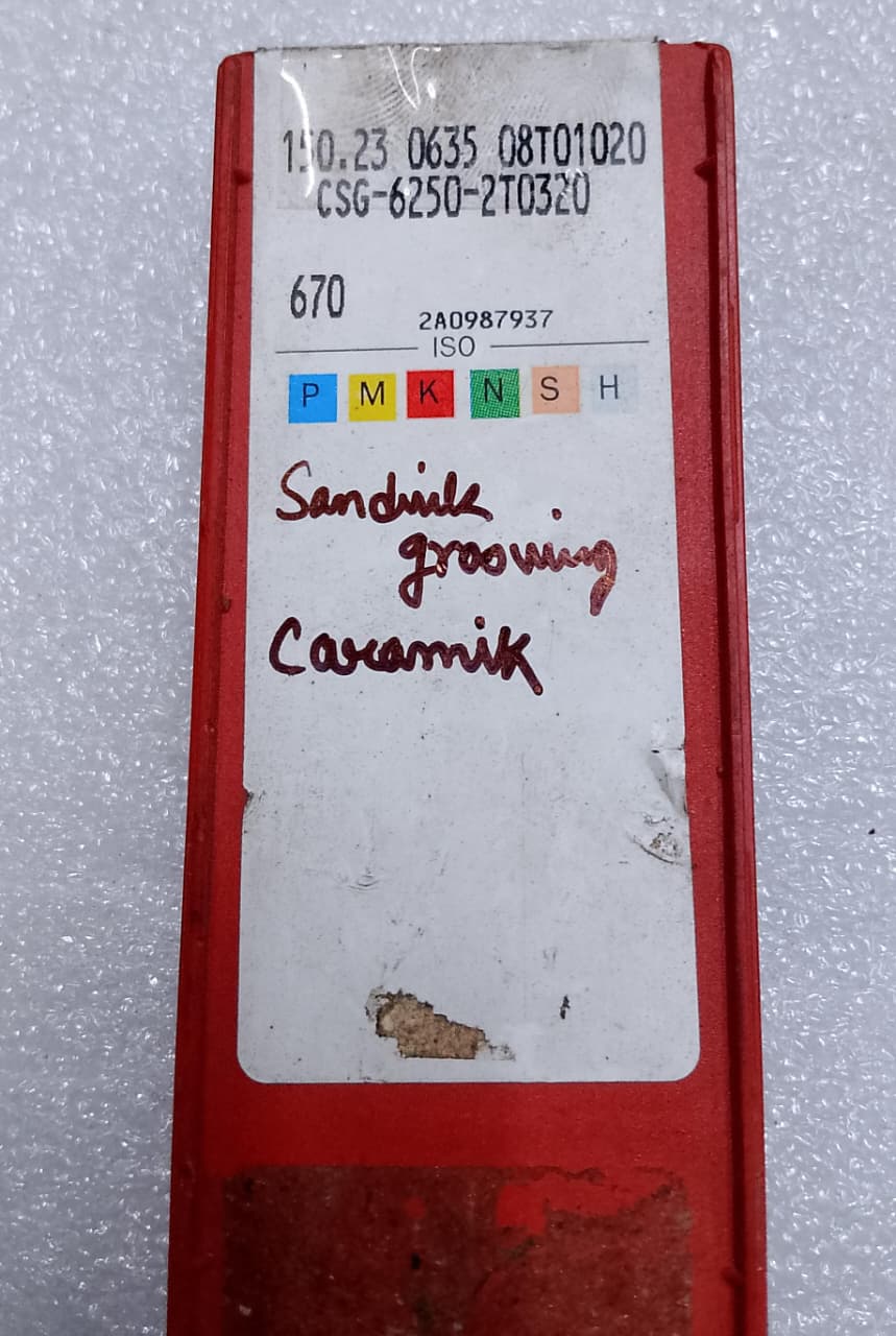 150.23 0635 08T020 CERAMIC GROOVING INSERT