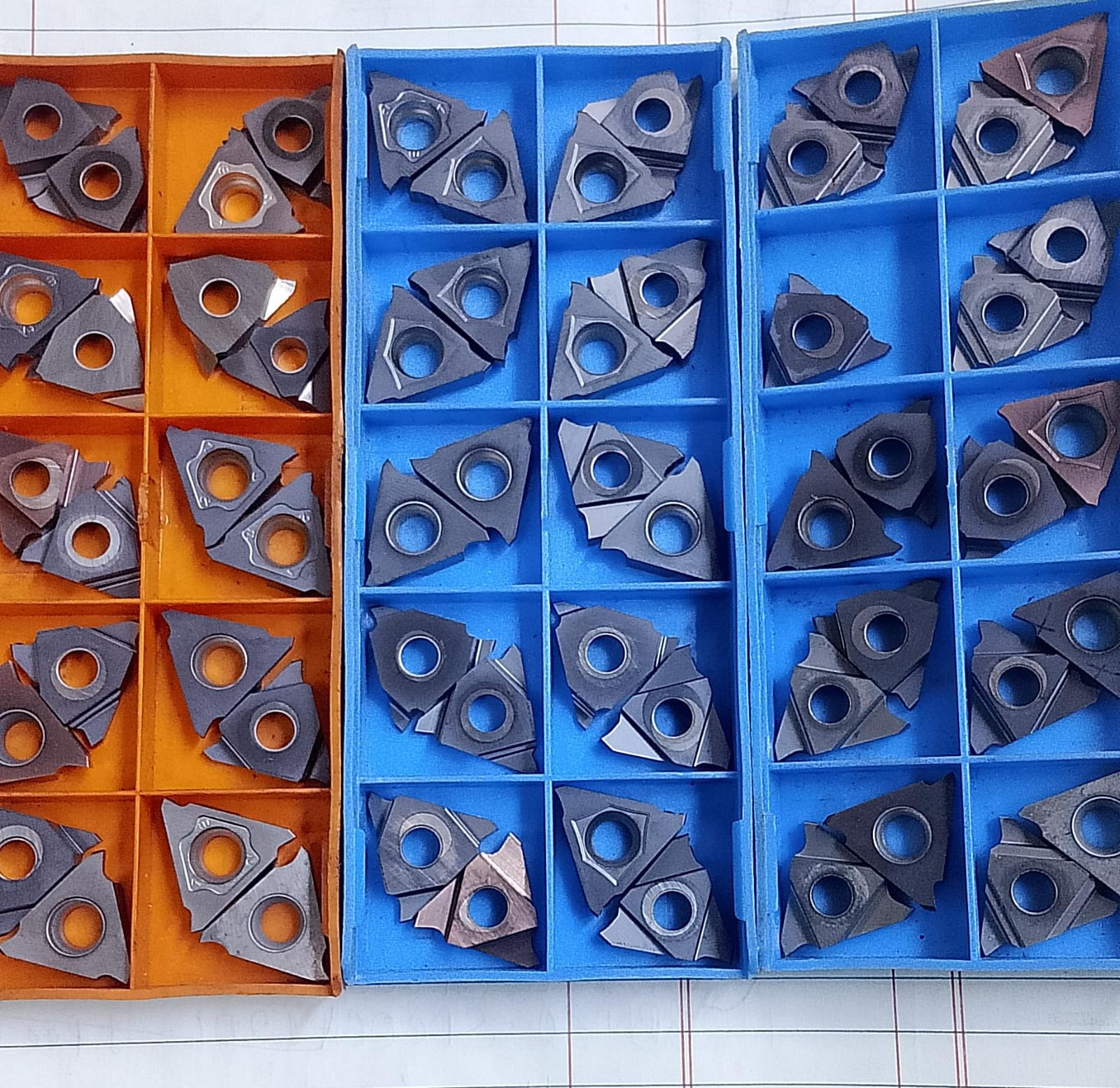 GBA GROOVING M22 SIZE 2MM RIGHT HAND